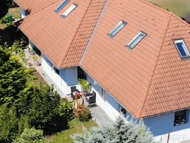 Eladó ház Balatonboglár 310 nm