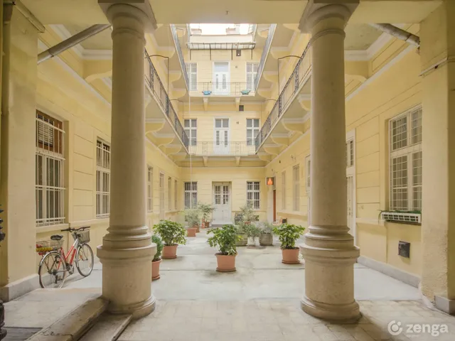 Eladó lakás Budapest VI. kerület, Nagykörúton belüli terület 50 nm