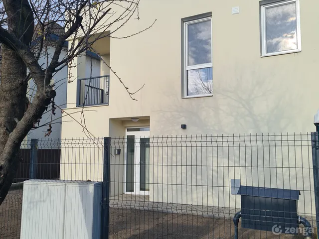 Eladó lakás Debrecen, Hatvan utcai kert 35 nm