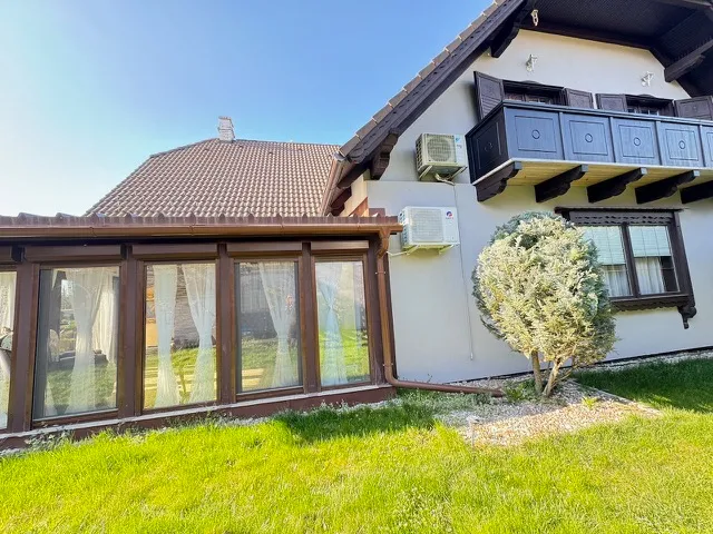 Eladó ház Győr, Szabadhegy 340 nm