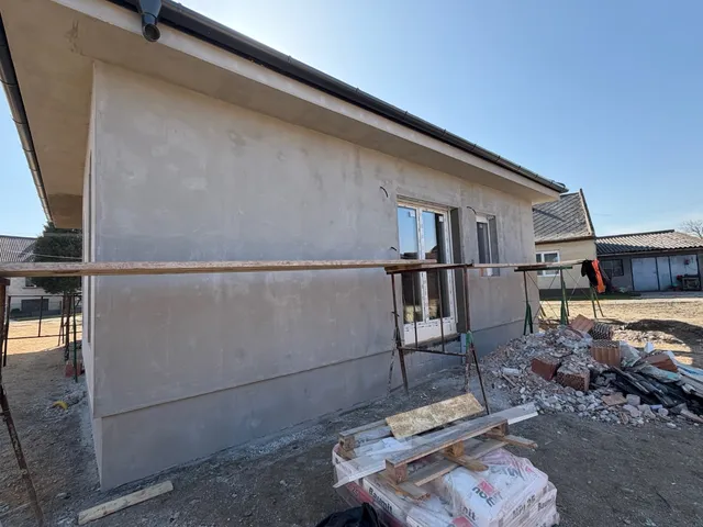 Eladó ház Győrújfalu 93 nm