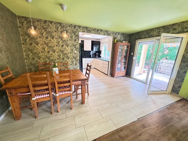 Eladó ház Győrújbarát 140 nm