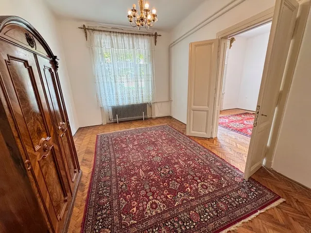 Eladó lakás Győr, Nádorváros 117 nm