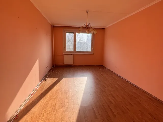 Eladó lakás Győr, Adyváros 62 nm