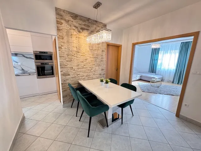 Eladó lakás Győr, Révfalu 74 nm