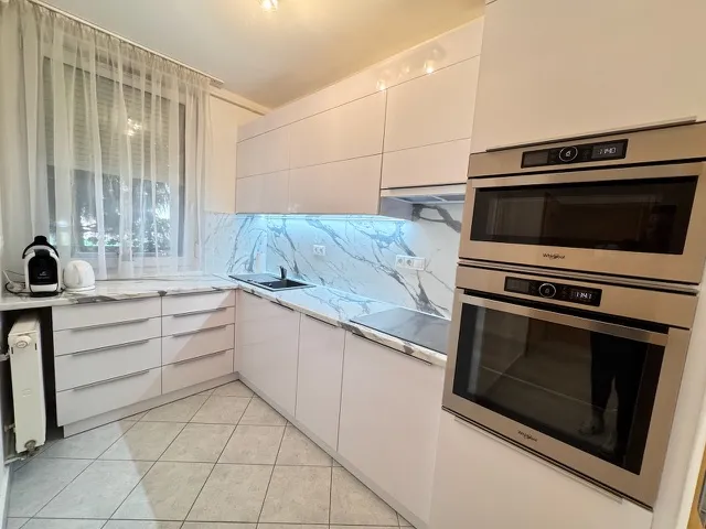 Eladó lakás Győr, Révfalu 74 nm