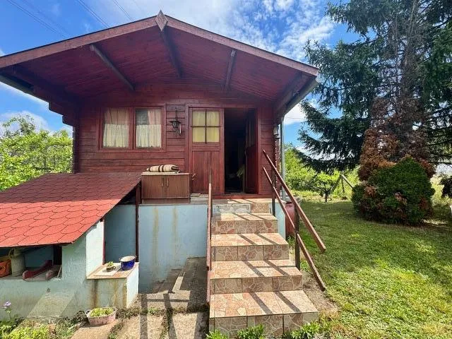 Eladó üdülő és hétvégi ház Győr, Sashegypuszta 20 nm