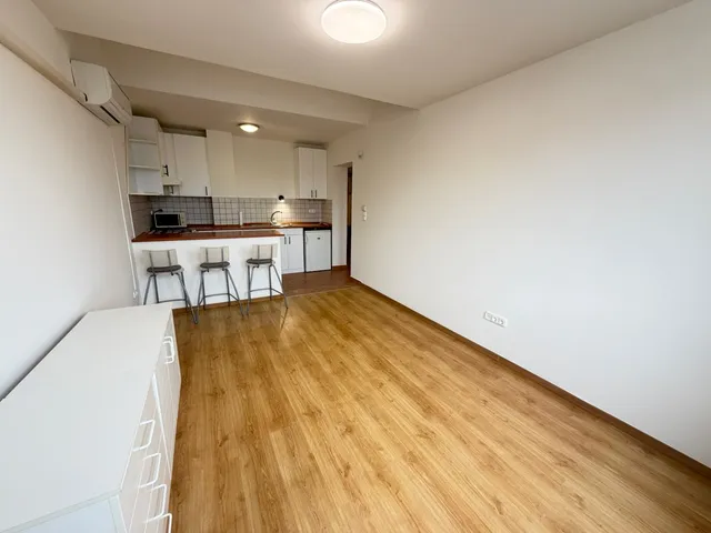 Kiadó lakás Győr, Nádorváros 35 nm