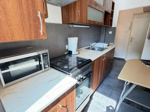 Kiadó lakás Győr, Gyárváros 42 nm