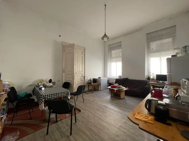 Eladó lakás Budapest VI. kerület, Nagykörúton kívüli terület 116 nm