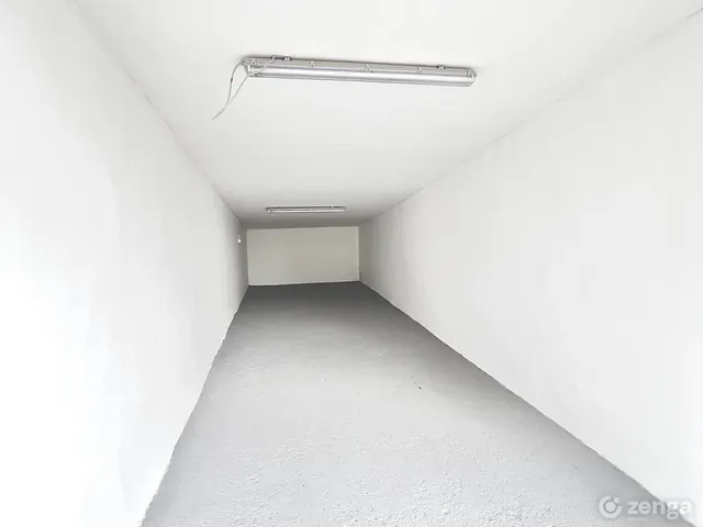Eladó garázs Érd, Istvántelep 25 nm