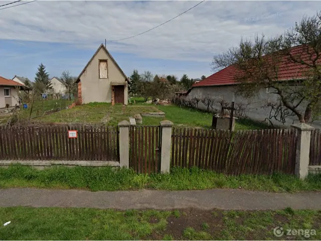 Eladó telek Szirmabesenyő 1062 nm