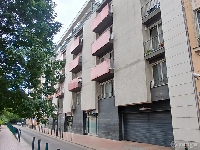 Kiadó garázs Budapest VIII. kerület, Corvin negyed 12 nm