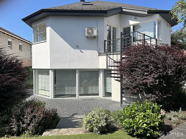 Kiadó lakás Veszprém, Belváros 130 nm