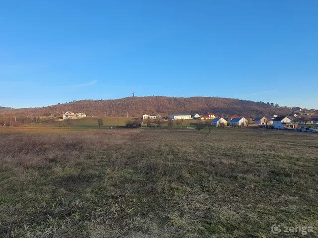 Eladó telek Balatongyörök 2000 nm