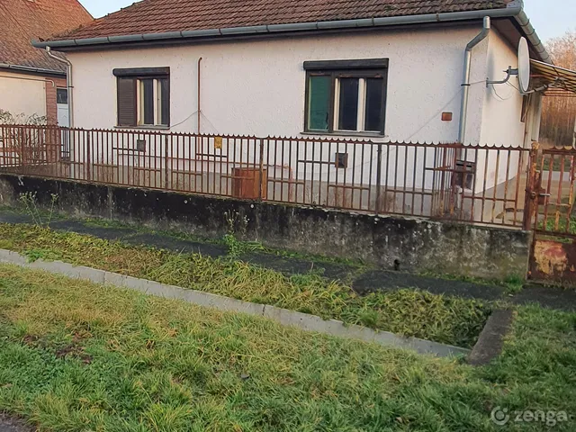 Eladó ház Penyige 76 nm