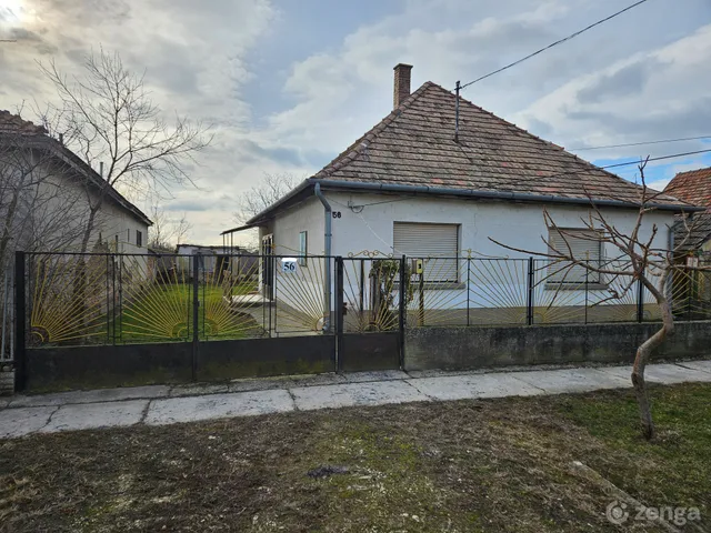 Eladó ház Enying 90 nm