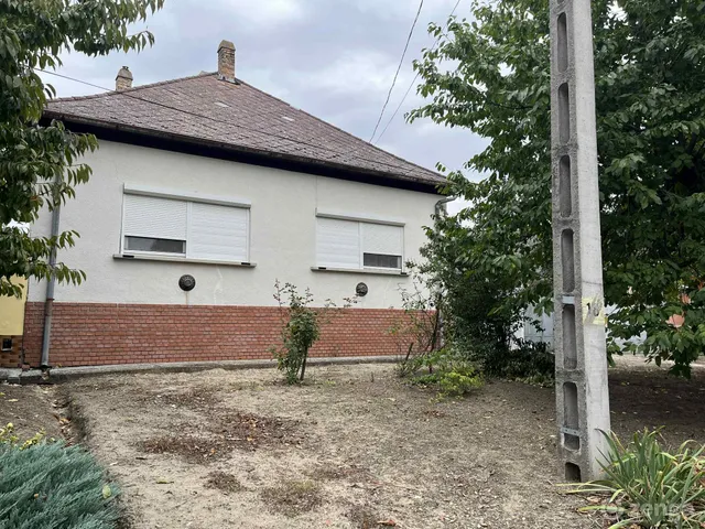 Eladó ház Dunaföldvár 100 nm