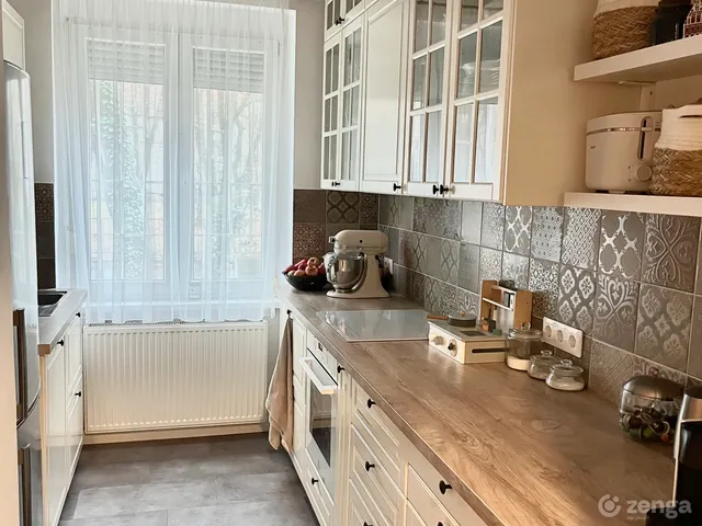 Eladó lakás Budapest XV. kerület 74 nm