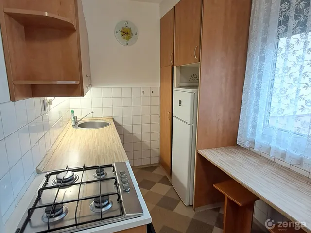 Eladó lakás Győr, Nádorváros 49 nm