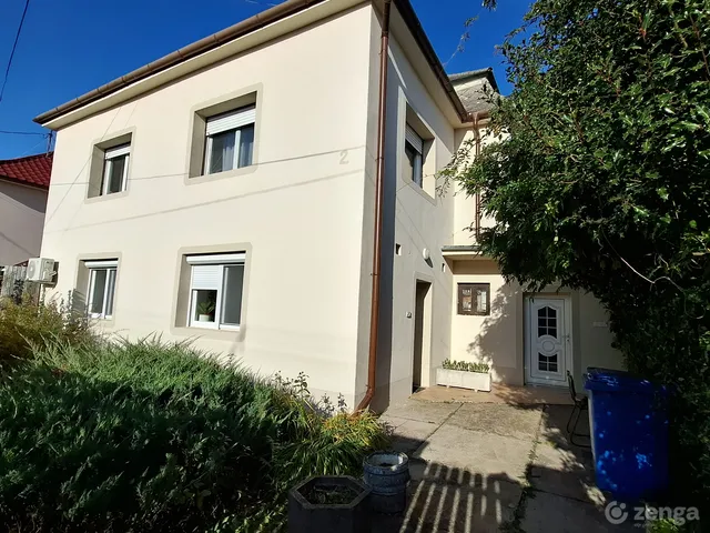 Eladó ház Márkó 142 nm