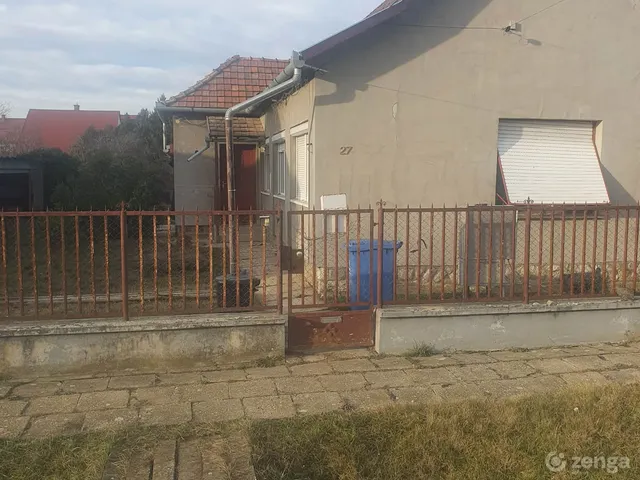 Eladó ház Dombóvár, Újdombóvár 90 nm