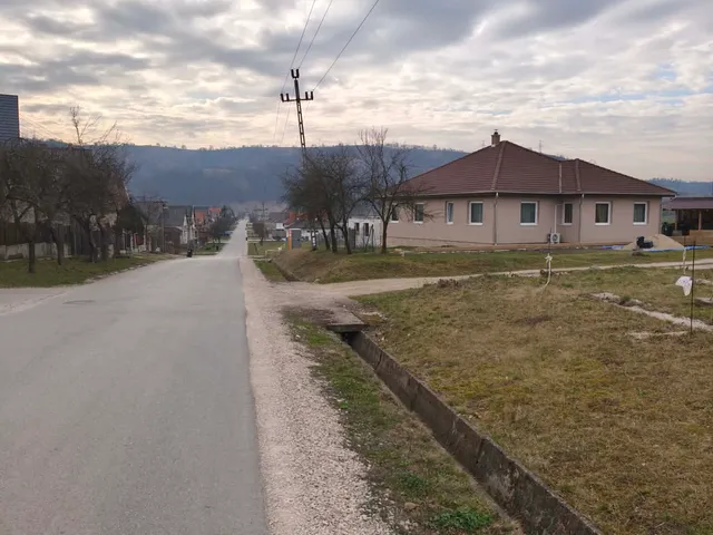 Eladó telek Sajószentpéter, Baross Gábor utca 6. 1205 nm