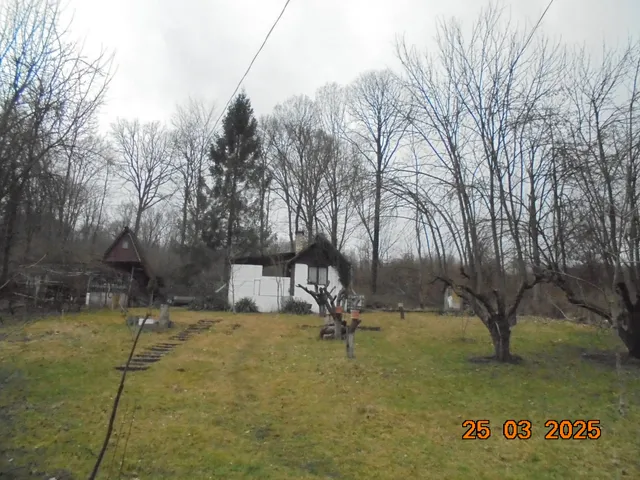 Eladó üdülő és hétvégi ház Kazincbarcika, Ibolyás-völgy 20 nm