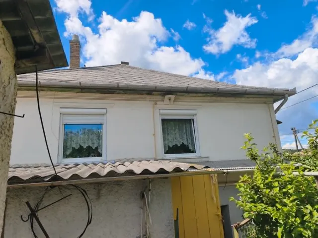 Eladó ház Kurityán, József Attila út 1. 80 nm