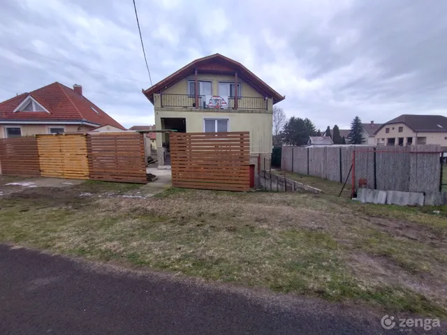 Eladó ház Farmos 157 nm