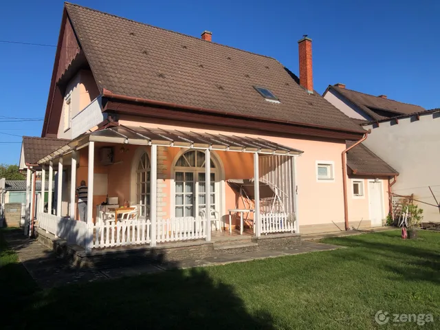 Eladó ház Szentlőrinc 150 nm