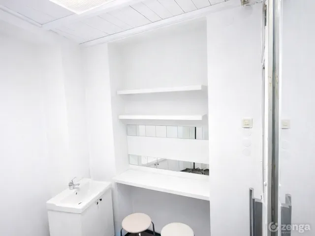 Eladó kereskedelmi és ipari ingatlan Budapest VIII. kerület, Palotanegyed 4 nm