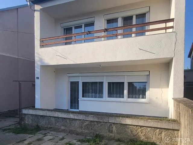 Eladó ház Sárvár, Zrínyi Miklós utca  105 nm