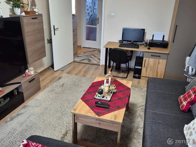 Eladó lakás Békéscsaba, Lencsési (József Attila) lakótelep 59 nm