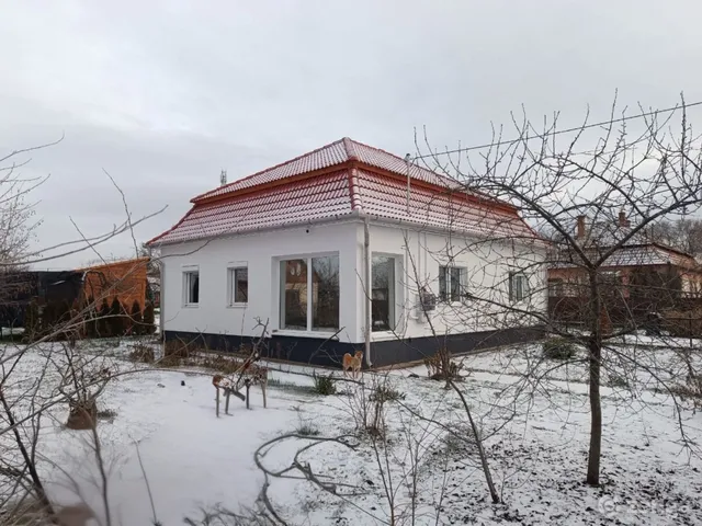 Eladó ház Jászszentandrás 127 nm