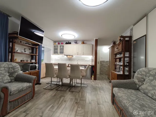 Eladó lakás Paks 83 nm