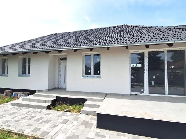 Eladó ház Hernád 120 nm