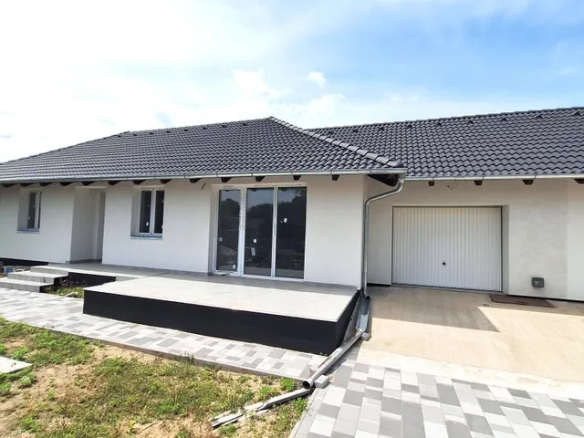 Eladó ház Hernád 120 nm