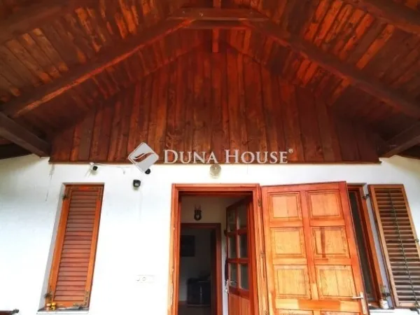 Eladó mezőgazdasági ingatlan Örkény 58 nm