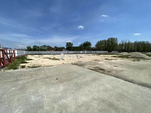 Kiadó kereskedelmi és ipari ingatlan Alsónémedi 6790 nm