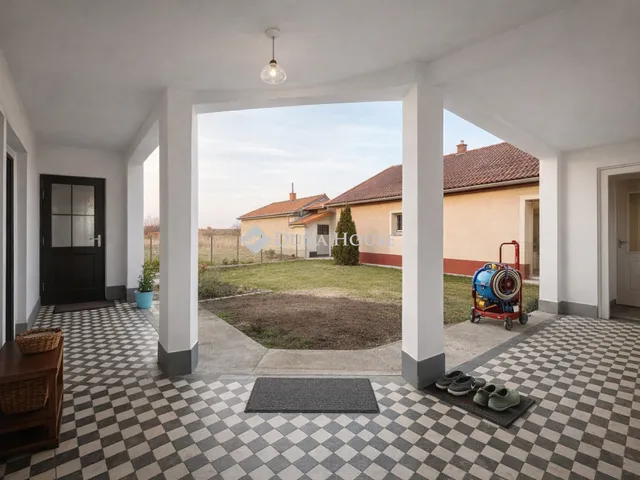 Eladó ház Újhartyán 103 nm