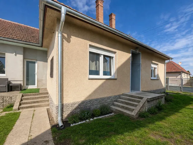 Eladó ház Albertirsa 105 nm