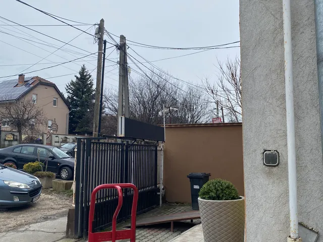 Eladó kereskedelmi és ipari ingatlan Gyömrő 90 nm