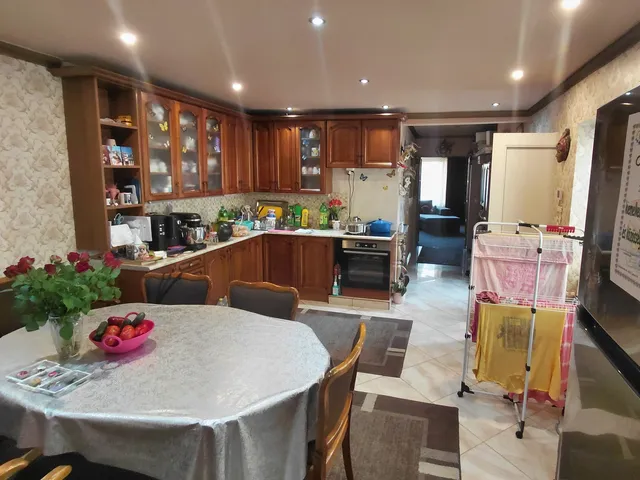 Eladó ház Székesfehérvár, Szedreskert 110 nm