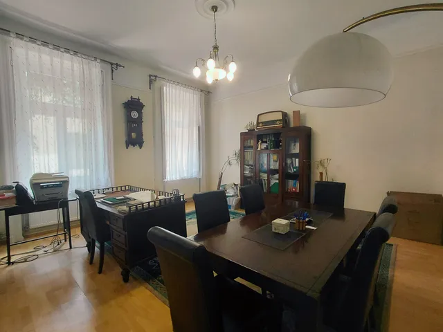 Eladó lakás Székesfehérvár, Belváros 66 nm