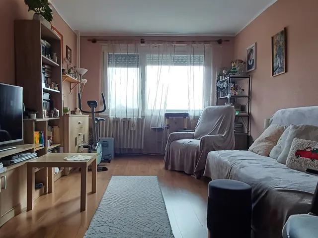 Eladó lakás Mór, Vámos köz 53 nm