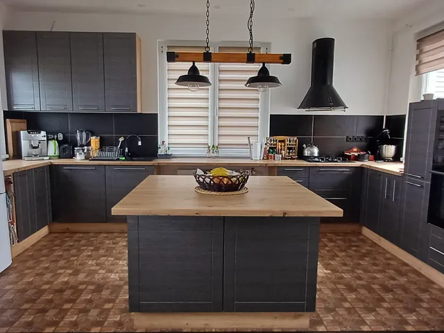 Eladó ház Pusztaszabolcs 144 nm