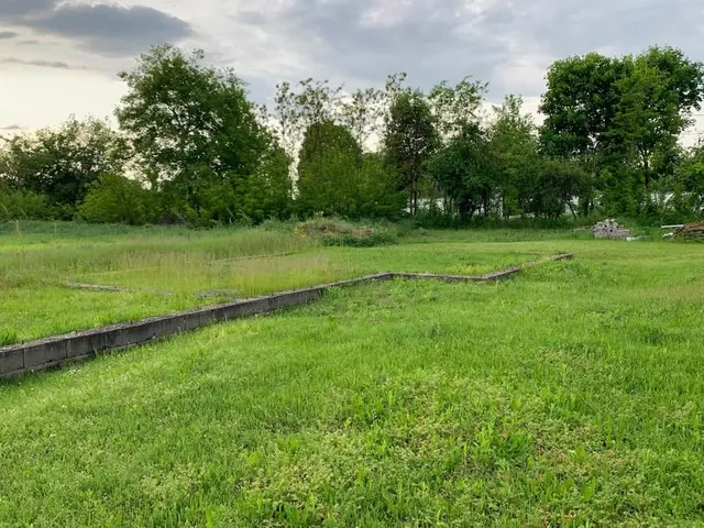 Eladó telek Aba, Belsőbáránd 3049 nm