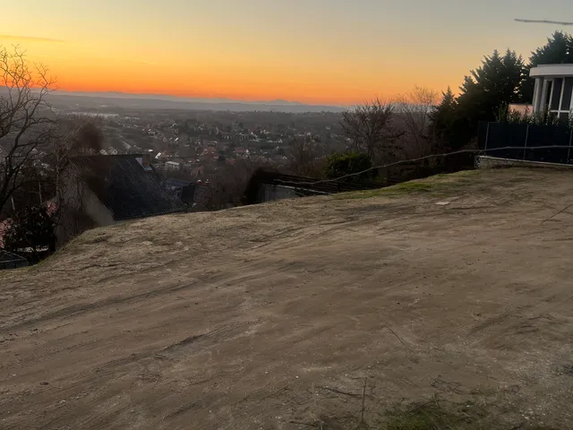 Eladó telek Gödöllő 1702 nm