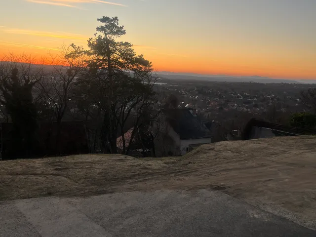 Eladó telek Gödöllő, Perczel Mór utca 1702 nm